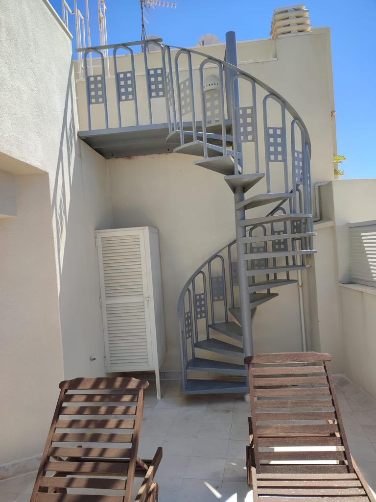 Piso con Gran Terraza sobre el Mar en Ibiza — foto 5